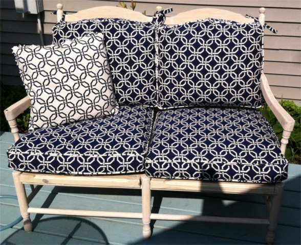 Outdoor love seat cushions and matching pillow
